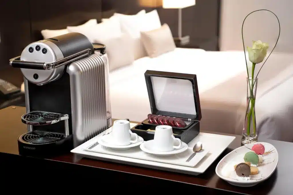 Taiba Front Hotel commodities - SaudiaKeys