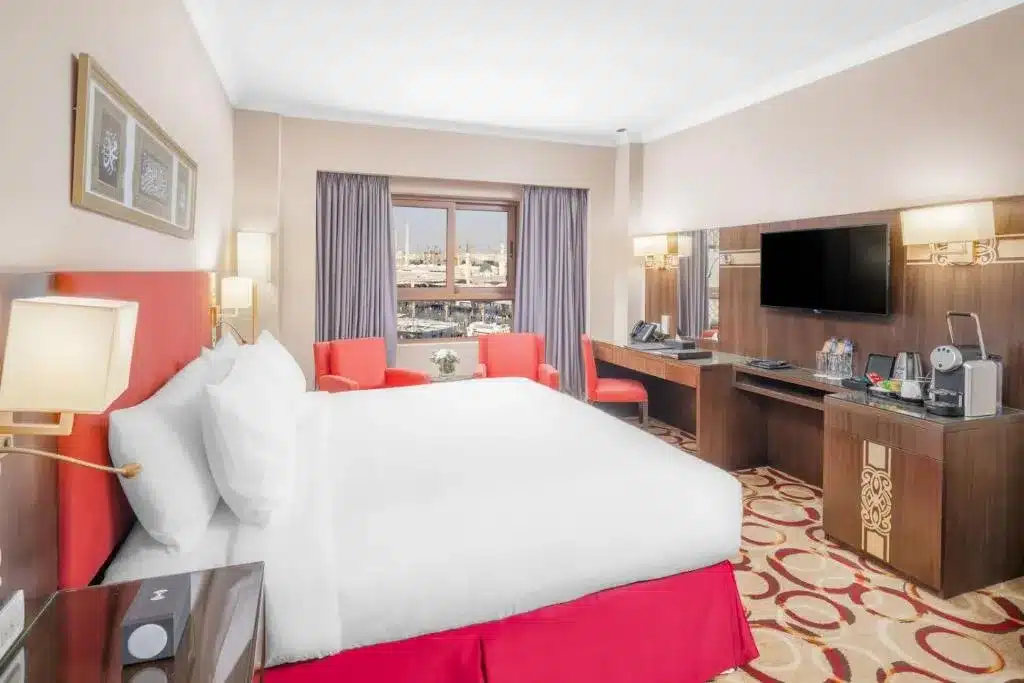 Taiba Madinah Hotel 1 bed - SaudiaKeys