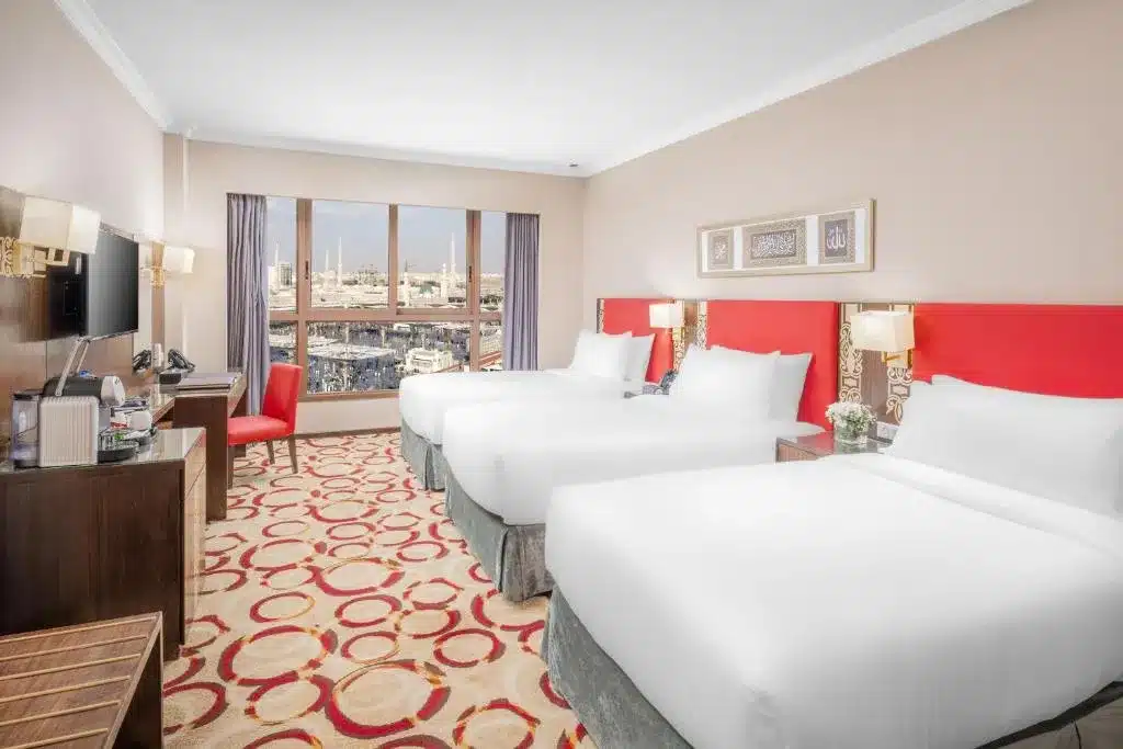 Taiba Madinah Hotel 3 beds - SaudiaKeys